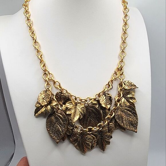 Karla Jordan Original Necklace and Earrings,  goldtone leaves - Picture 2 of 12